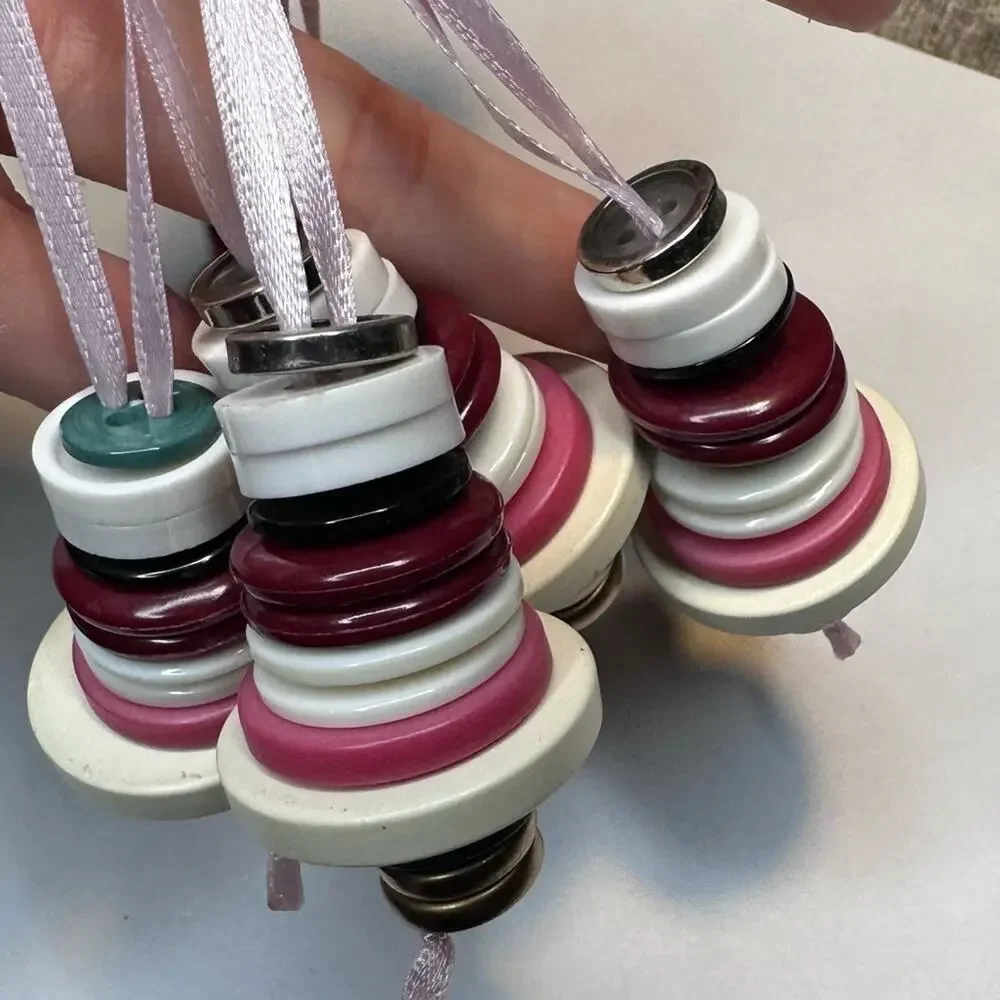Button tree ornaments Christmas tree handmade up cycle